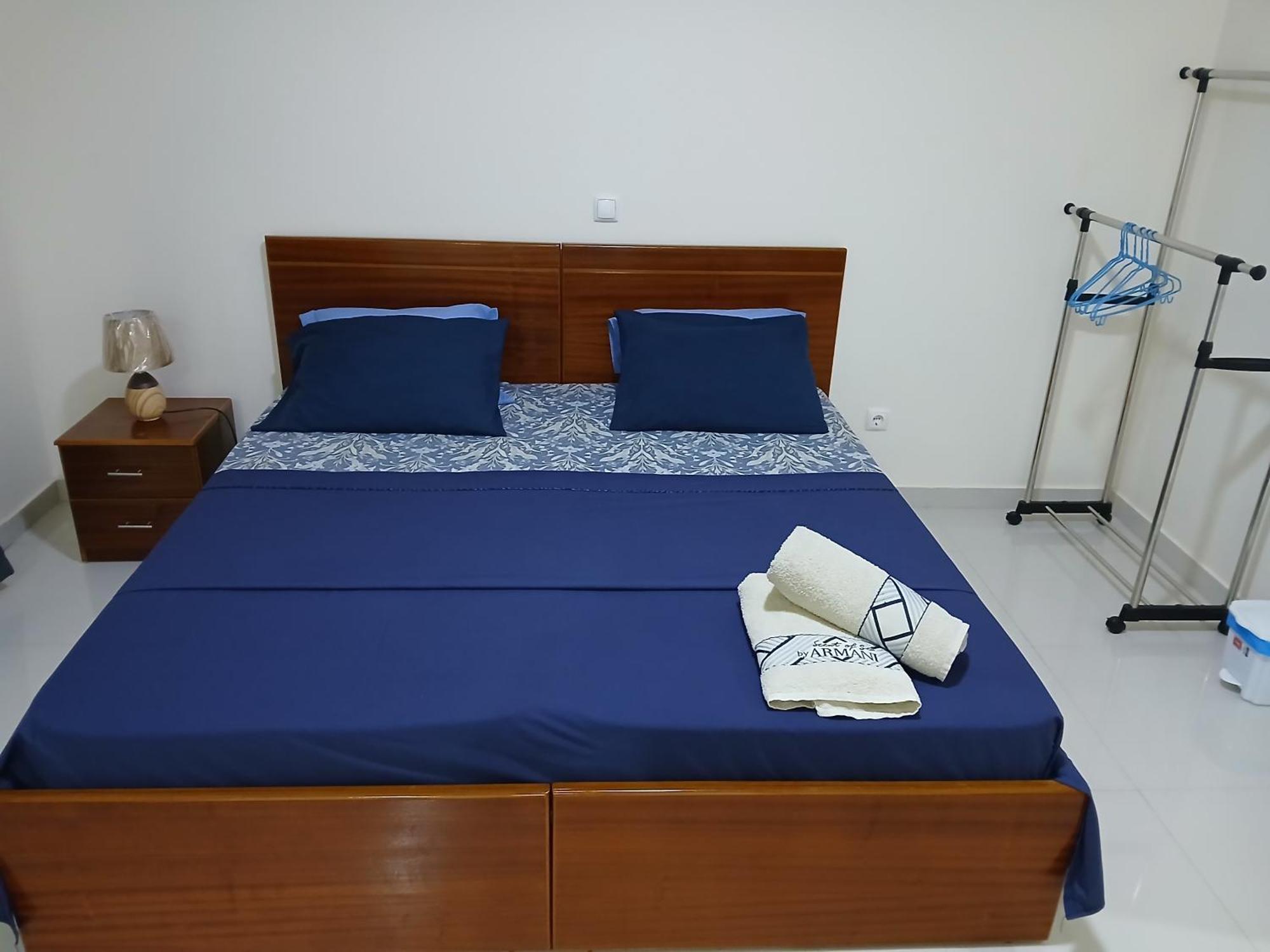 Nifa House Pensión Espargos