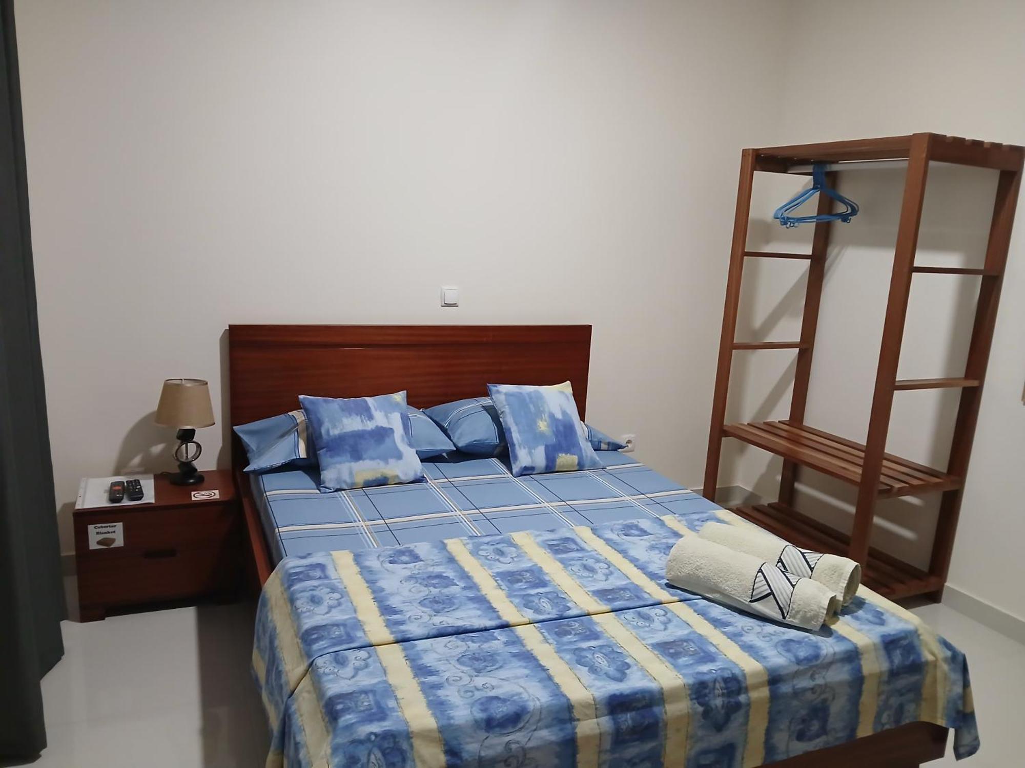 Nifa House Espargos