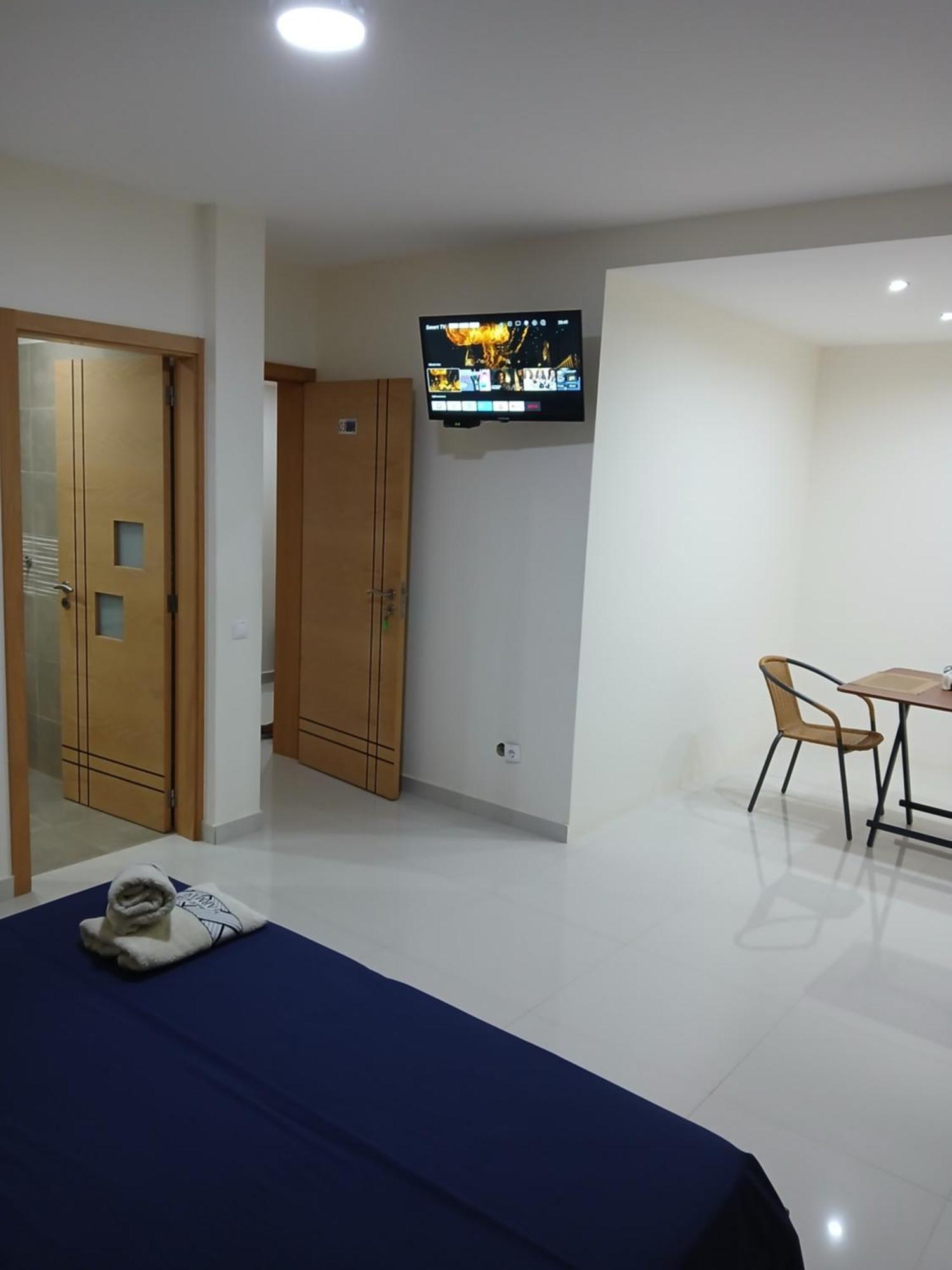 Nifa House Guest house Espargos